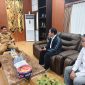 Manager ULP PLN Barito Utara, saat mendatangi BUpati Barito Utara, Shalahuddin, Senin (26/7/26)