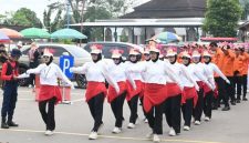 Setwan DPRD Barito Utara turut ambil bagian dalam lomba gerak jalan antar instansi, Senin (27/7). Foto-ist