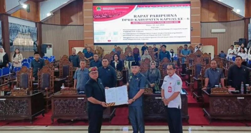 Wakil Ketua I DPRD Kabupaten Kapuas, Yohanes,