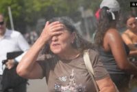Gelombang panas ekstrem melanda wilayah timur laut Amerika Serikat, dengan Central Park, New York, mencatat suhu mendekati 38 derajat Celsius. [NY Post] 