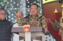 Jaksa Agung Muda Tindak Pidana Khusus (Jampidsus) Kejaksaan Agung, Febrie Adriansyah (kanan) menyampaikan keterangan saat konferensi pers di Kejaksaan Agung, Jakarta, Jumat (10/7/2026). [Suara.com/Alfian Winanto]
