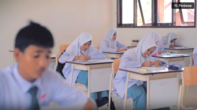 Ilustrasi Pelajar SMA (Pexels/@airlangga)
