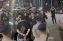 Sebanyak 50 orang berambut cepak dan berbaju loreng mendatangi markas Polda Metro Jaya, Kamis (9/7/2026) pagi. 