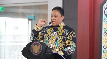 Wakil Gubernur Kalimantan Tengah Edy Pratowo membuka Entry Meeting Penilaian Opini Maladministrasi Penyelenggaraan Pelayanan Publik Tahun 2026 bersama Ombudsman RI di Aula Jayang Tingang, Kantor Gubernur Kalimantan Tengah, Palangka Raya. Kamis (6/8/26)
