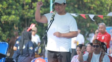 Wakil Gubernur Kalimantan Tengah Edy Pratowo membuka Lomba Olahraga Tradisional, Lomba Permainan Rakyat, dan Lomba Karaoke Lagu-Lagu Perjuangan dalam rangka HUT ke-81 Kemerdekaan Republik Indonesia di Halaman Istana Isen Mulang, Palangka Raya, Selasa (18/8/26).