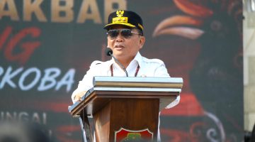 Gubernur Kalimantan Tengah Agustiar Sabran menyampaikan komitmen Pemerintah Provinsi Kalteng dalam memperkuat upaya pencegahan dan pemberantasan penyalahgunaan serta peredaran gelap narkotika dalam Deklarasi Akbar Perang Melawan Narkoba di Bundaran Besar Palangka Raya, Kamis (20/8/26).
