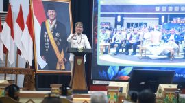 Gubernur Kalimantan Tengah Agustiar Sabran menghadiri kegiatan Penandatanganan BAST Hibah, Pemberian Penghargaan P4GN, dan Kuliah Umum bersama jajaran BNN di Aula Jayang Tingang, Kantor Gubernur Kalteng, Kamis (20/8/26).