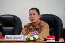 Staf Ahli Gubernur Kalimantan Tengah Bidang Ekonomi, Keuangan, dan Pembangunan Yuas Elko mengikuti Rapat Koordinasi Pengendalian Inflasi dan Evaluasi Dukungan Pemerintah Daerah dalam Program 3 Juta Rumah secara daring dari Ruang Rapat Bajakah, Kantor Gubernur Kalteng, Senin (24/8/26).