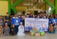 DPD Partai Amanat Nasional (PAN) Kabupaten Murung Raya menggelar aksi sosial dengan menyerahkan bantuan pangan serta santunan di Pondok Pesantren Al-Mu'minun, Desa Bahitom, Kecamatan Murung, Minggu (23/08/2026). (Foto : DPD PAN)