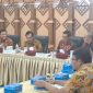 Pemkab Murung Raya mensosialisasikan Peta Jalan Pembangunan Kependudukan 2026–2030 yang dibuka Pj Sekda Mura Sarwo Mintarjo, Selasa (04/08/2026). (foto : 1tulah.com)