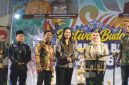 Festival Budaya Tira Tangka Balang 2026 resmi berakhir ditutup oleh bupati Mura Heriyus, Sabtu malam