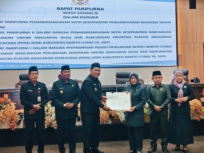Foto Dewan Perwakilan Rakyat Daerah (DPRD) Kabupaten Barito Utara menggelar Rapat Paripurna Masa Sidang III yang dipimpin Ketua DPRD Barito Utara, Ir. Hj. Mery Rukaini, M.IP.