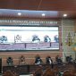 Foto Dalam rapat paripurna DPRD Kapuas