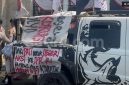 Posko warga pati di depan gedung DPR RI. [Suara.com/Bagaskara] 