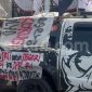 Posko warga pati di depan gedung DPR RI. [Suara.com/Bagaskara] 