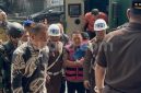 Mantan Jampidsus Kejagung, Febrie Adriansyah saat akan diperiksa penyidik dari Tim 9 Kejagung di Rutan KPK, Jumat (7/8/2026). (Suara.com/Faqih)