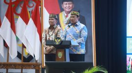 Gubernur Kalimantan Tengah Agustiar Sabran bersama Wakil Gubernur Edy Pratowo menyambut Kepala Kejaksaan Tinggi Kalimantan Tengah Hendrizal Husin dalam acara Ramah Tamah dan Perkenalan Kajati Kalteng di Aula Jayang Tingang, Kantor Gubernur Kalteng, Jumat (14/8/26).