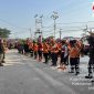 Petugas gabungan melakukan pemadaman dan pendinginan kebakaran hutan dan lahan di salah satu wilayah Kalimantan Tengah sebagai bagian dari upaya pengendalian Karhutla, Rabu (26/8/26).