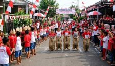 Lomba 17 agustusan anak-anak di perumahan (Gemini AI) 