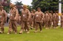 Sejumlah kepala daerah berjalan masuk lapangan untuk mengikuti retret gelombang kedua di kampus IPDN Jatinangor, Sumedang, Jawa Barat, Minggu (22/6/2025). [ANTARA FOTO/Novrian Arbi/bar] 