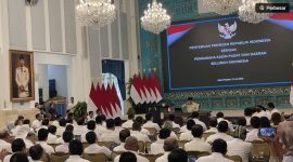 Prabowo saat menggelar pertemuan dengan para pengusaha dari Kamar Dagang dan Industri (Kadin) Indonesia di Istana Negara, Jakarta. (Suara.com/Novian) 