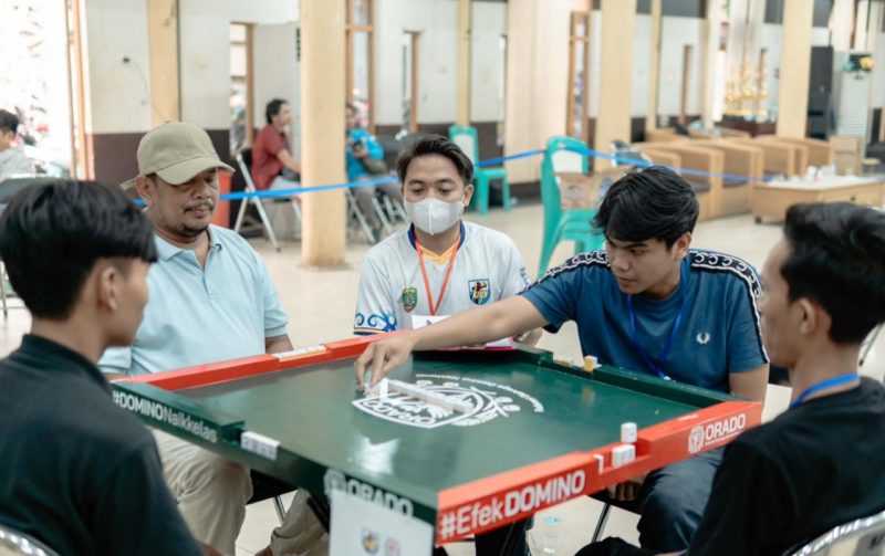 Saat pertandingan domino orado di ajang KNPI Cup  2026 Barito Timur. Foto : 1tulah.com/zakirin