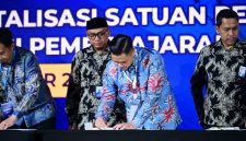 Pemerintah Provinsi Kalimantan Tengah memperkuat digitalisasi pendidikan melalui Kelas Digital Huma Betang untuk memperluas akses pembelajaran hingga wilayah pelosok. Selasa (8/9/26)