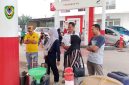 Kepala Dinas Koperasi, Perindustrian, Perdagangan, dan UMKM (Diskoperindag UMKM) Kabupaten Seruyan memantau kegiatan tera ulang bersama Petugas Metrologi Legal Diskoperindag UMKM Kabupaten Seruyan di SPBU 105 Kecamatan Danau Seluluk.