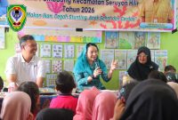 Ketua TP PKK Kabupaten Seruyan, Ny. Welduline Ahmad Selanorwanda, S.E., M.A., saat menghadiri sekaligus membuka kegiatan Sosialisasi Gerakan Memasyarakatkan Makan Ikan (GEMARIKAN) di TK Kartini, Kelurahan Kuala Pembuang II, Kecamatan Seruyan Hilir, Jumat (11/9/2026).