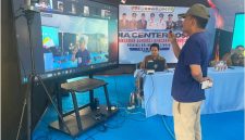 Gubernur Kalimantan Tengah Agustiar Sabran mendorong pemanfaatan teknologi digital untuk memastikan pembelajaran tetap berjalan bagi peserta didik di tengah kondisi kabut asap akibat karhutla. Selasa (15/9/26)