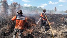 Tim gabungan melakukan pemantauan dan penanganan kebakaran hutan dan lahan di wilayah Kalimantan Tengah sebagai bagian dari upaya mengendalikan titik panas dan mencegah meluasnya karhutla, September 2026.