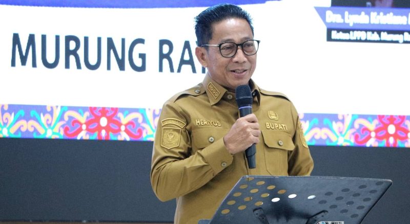 Bupati Mura Heriyus