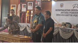 Penandatanganan kesepakatan bersama dan perjanjian kerja sama, Jumat (11/09/2026) antara Pemkab Murung Raya Mura dengan kantor Pertanahan Mura.