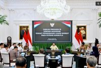 Presiden Prabowo Subianto diskusi bersama sejumlah akademisi dari berbagai lembaga riset dan perguruan tinggi yang digelar di Istana Merdeka, Jakarta, pada Kamis, 24 September 2026. [Biro Pers, Media, dan Informasi Sekretariat Presiden] 