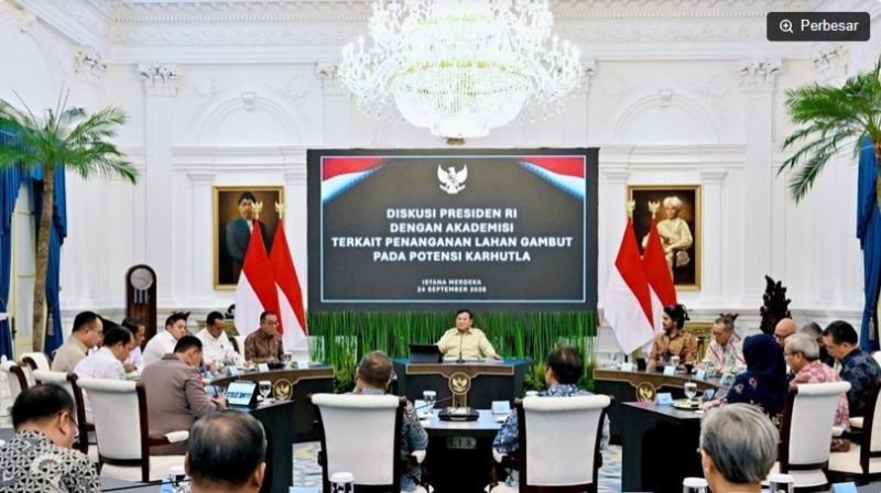 Presiden Prabowo Subianto diskusi bersama sejumlah akademisi dari berbagai lembaga riset dan perguruan tinggi yang digelar di Istana Merdeka, Jakarta, pada Kamis, 24 September 2026. [Biro Pers, Media, dan Informasi Sekretariat Presiden] 