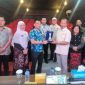 Komisi III DPRD Provinsi Kalimantan Tengah saat kunjungan kerja ke Perpustakaan Umum Daerah (Perpusda) Kota Tangeran. (Istimewa)