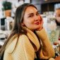 Luna Maya, publik figur sekaligus Co-Founder TS Media, berbagi cerita tentang perjalanannya menjalani gaya hidup berkelanjutan. Sumber: Instagram/lunamaya 
