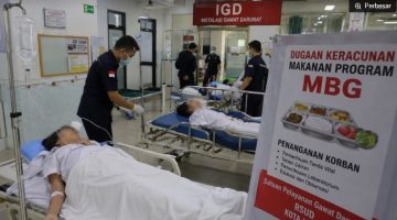 Ilustrasi siswa keracunan MBG. [Suara.com/AI] 