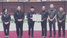 Dewan Perwakilan Rakyat Daerah (DPRD) Provinsi Kalimantan Tengah (Kalteng) menggelar Rapat Paripurna ke-8 Masa Persidangan I Tahun Sidang 2026 di Ruang Rapat Paripurna DPRD Kalteng, Selasa (29/9/2026). Foto:Ingkit/1tulah.com