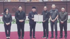 Dewan Perwakilan Rakyat Daerah (DPRD) Provinsi Kalimantan Tengah (Kalteng) menggelar Rapat Paripurna ke-8 Masa Persidangan I Tahun Sidang 2026 di Ruang Rapat Paripurna DPRD Kalteng, Selasa (29/9/2026). Foto:Ingkit/1tulah.com