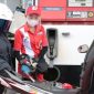 Pengendara kendaraan bermotor mengisi BBM jenis pertamax atau RON di atas 91. [Dok Pertamina] 