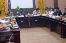 Wabup Barsel Kristianto Yudha (tengah) saat memimpin Rakor Karhutla, yang berlangsung di Aula Setda, Senin (28/9/2026). Foto. Alifansyah/1tulah.com