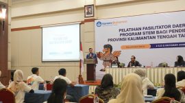 Kepala Dinas Pendidikan Provinsi Kalimantan Tengah Reza Prabowo memberikan arahan dalam Pelatihan Sains bagi Fasilitator Daerah di Palangka Raya, Jumat (2/10/26)