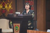 Sekretaris Daerah Provinsi Kalimantan Tengah Linae Victoria Aden mewakili Gubernur Agustiar Sabran dalam Rapat Koordinasi Akhir Gugus Tugas Reforma Agraria Provinsi Kalimantan Tengah Tahun 2026 di Aula Eka Hapakat, Kantor Gubernur Kalimantan Tengah, Kamis (15/10/26).