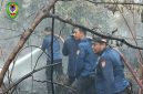 Anggota Damkar berjibaku memadamkan api saat terjadi kebakaran hutan dan lahan (karhutla) di Kabupaten Seruyan. Pemkab Seruyan menyiapkan bantuan sebesar Rp50 juta untuk setiap rumah warga yang terdampak kebakaran. Bantuan tersebut akan digunakan untuk membeli bahan bangunan dan membayar upah tukang guna memperbaiki rumah yang rusak akibat kebakaran.