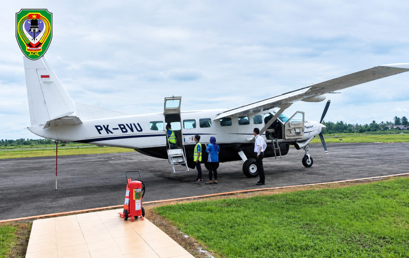 Pesawat berada di Bandara Kuala Pembuang, Kabupaten Seruyan. Ketua DPRD Seruyan, Zuli Eko Prasetyo, berharap bandara tersebut mendapat perhatian pemerintah pusat dan diusulkan masuk Proyek Strategis Nasional (PSN) agar infrastrukturnya ditingkatkan serta dapat menjadi alternatif penerbangan di Kalimantan Tengah saat kabut asap mengganggu operasional bandara lain.