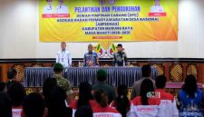 Bupati Murung Raya, Heriyus, dalam acara mengukuhkan Pengurus Dewan Pimpinan Cabang (DPC) Asosiasi Badan Permusyawaratan Desa Nasional (ABPEDNAS) Kabupaten Murung Raya masa bakti 2026–2031 di GPU Tira Tangka Balang, Puruk Cahu, Jumat (30/10/2026).