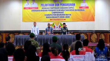 Bupati Murung Raya, Heriyus, dalam acara mengukuhkan Pengurus Dewan Pimpinan Cabang (DPC) Asosiasi Badan Permusyawaratan Desa Nasional (ABPEDNAS) Kabupaten Murung Raya masa bakti 2026–2031 di GPU Tira Tangka Balang, Puruk Cahu, Jumat (30/10/2026).