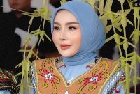 Aisyah Thisia Halijam, istri Gubernur Kalimantan Tengah, Agustiar Sabran (Instagram) 