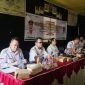 Jajaran Pemkab Barsel saat berada di aula Kecamatan Jenamas untuk menyurkan Bansos CPPD kepada 878 KPM, Rabu (21/10/2026). Foto. Alifansyah/1tulah.com
